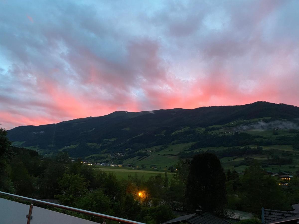 Ferienwohnung Wildkogelblick บรามแบร์กอามเวลโคเกล ภายนอก รูปภาพ